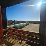 Casa Con Acceso Directo A Playa En Condominio